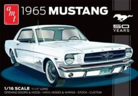 Ford Mustang 1965 1/16 pienoismalli 50 Years edition